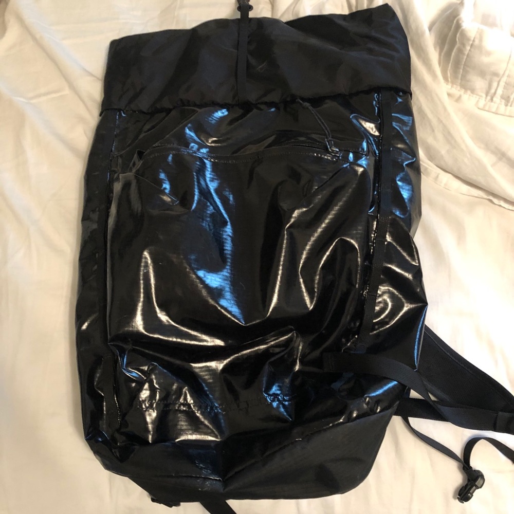 Patagonia Lightweight Black Hole Clinch Pack 20L